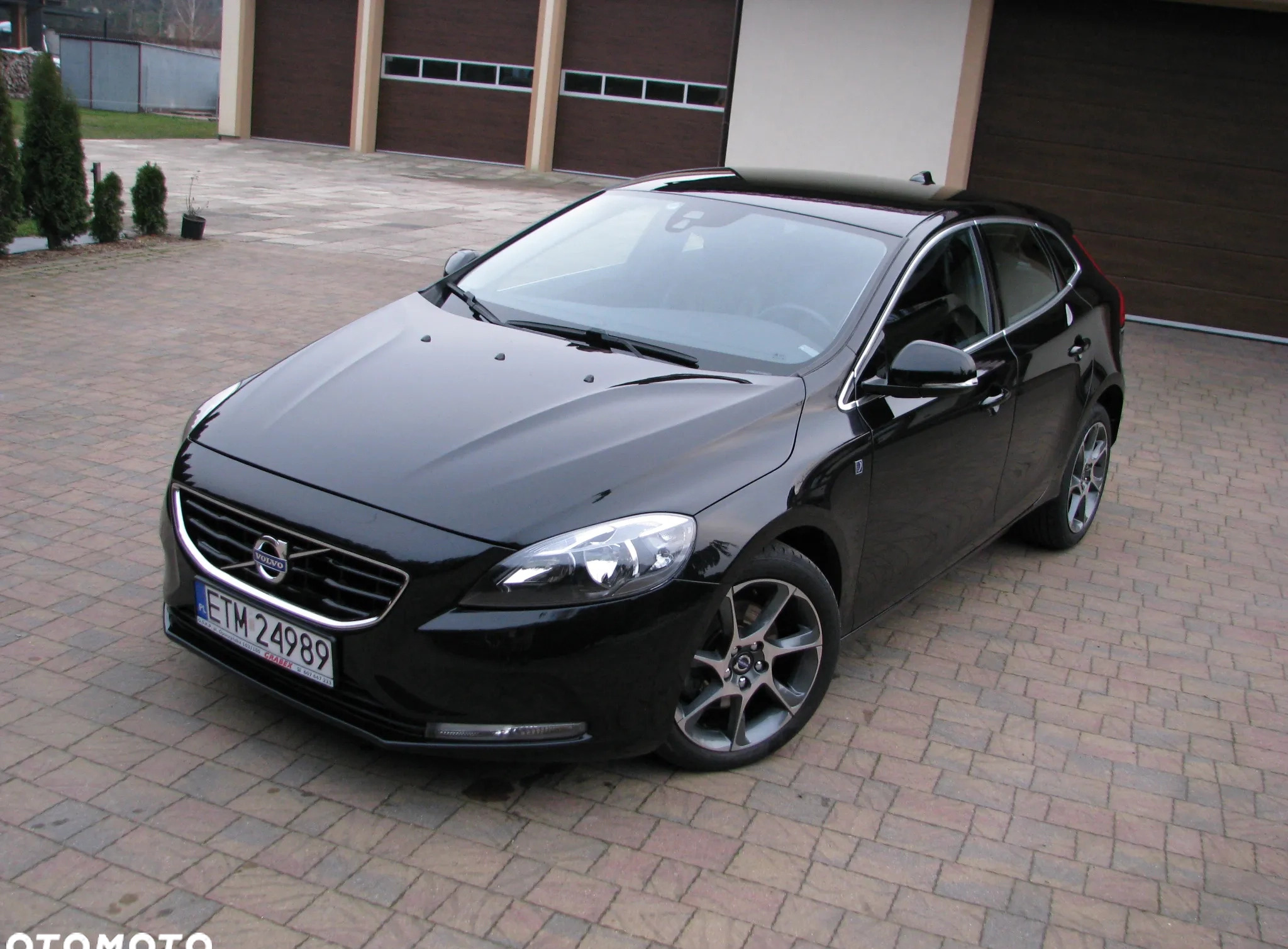 Volvo V40 cena 59900 przebieg: 110000, rok produkcji 2016 z Piotrków Trybunalski małe 301